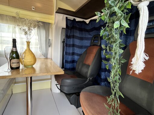 White Moon camper table 3